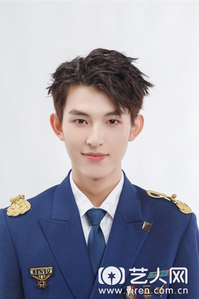 东宇