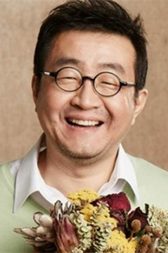 南文哲